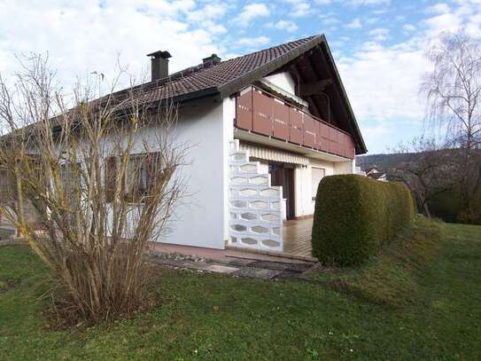 Familienfreundliches 1-Fam.-Wohnhaus mit Garten