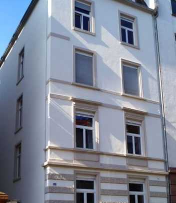 Nordend West - DG Wohnung in saniertem Stilaltbau von privat zu vermieten