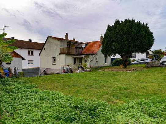 Älteres Wohnhaus mit separatem Baugrundstück