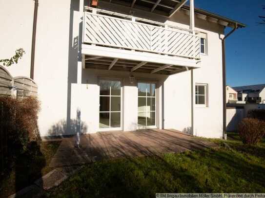 Rarität - Gartenwohnung mit 3 Zi. / Terrasse / Carport - neue Bodenbeläge