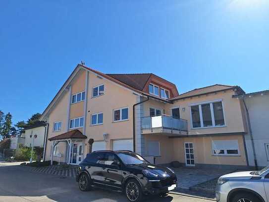 Zweifamilienhaus mit Büroeinheit
in Philippsburg-Rheinsheim!