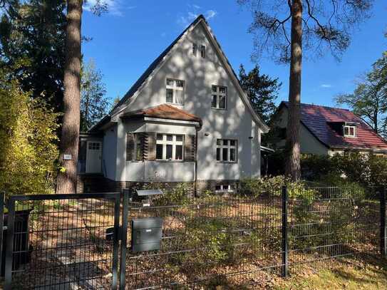 Schönes Haus mit sechs Zimmern in Oranienburg OT Lehnitz