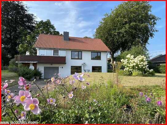 Ein Blick in die Natur - Einfamilienhaus mit Garten in Schleinähe