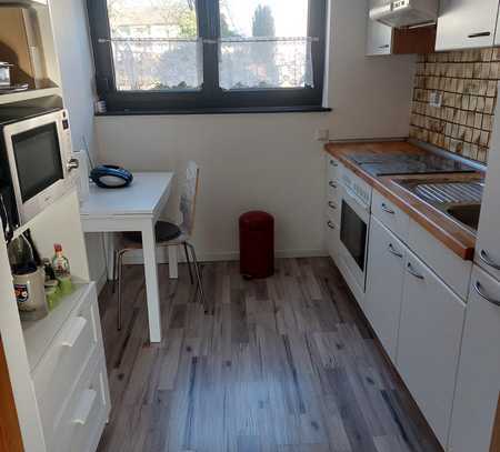 3 Zimmer Wohnung im EG mit EBK u. Terrasse in einem 2 Fam. Haus in zentraler Lage in Böblingen