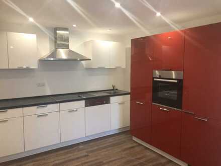 3-Zimmer-Wohnung mit Balkon und EBK in Waldaschaff