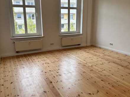 Hell und großzügig! Tolle 2-R-WHG in beliebter Wohnlage mit Balkon!