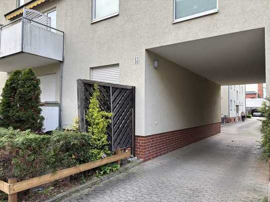 Ruhiges Wohnen im Alter, allein, als Familie oder als WG - Moderne 3-Zimmer Wohnung mit Balkon