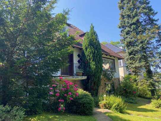 Großes Einfamilienhaus in begehrter Lage Laboes