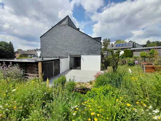 Modernisiertes Reihenendhaus mit Einliegerwohnung zentrumsnah in Radevormwald *OHNE MAKLERGEBÜHREN**