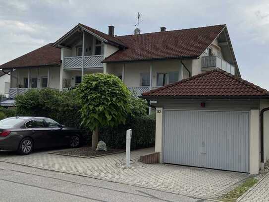 Modernisierte Wohnung mit zwei Zimmern und Balkon in Mettenheim