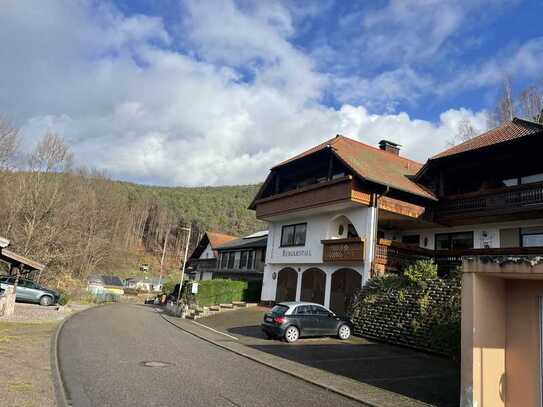 Pension mit Wohnung im Naturparadies Pfälzer Wald sucht neuen Eigentümer