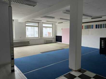 Großes Atelier/Büro mit 97m² in zentraler Lage zur Reutlinger Innenstadt zu vermieten