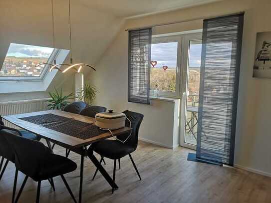 Helle 4-6 Zimmer-Maisonette-Wohnung in Poppenlauer