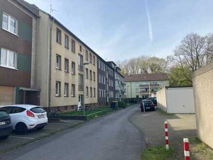 3-Zi-ETW mit Balkon in DU-Untermeiderich m. Stellplatz zu verkaufen.