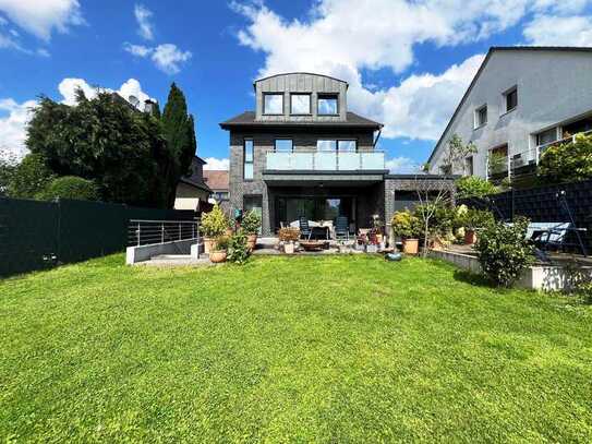 Luxuriöses Mehrfamilienhaus mit Interieur in Top-Lage!