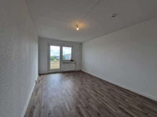 Bis 15.12.2024 300 EUR Wunschgutschein***3-Zimmer-Wohnung mit Balkon und Wannenbad!