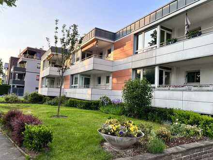 Wunderbare 3-Raum-Wohnung mit 2 Balkone und EBK in Stockum (Düsseldorf)
