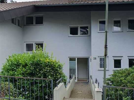 Bad Wildbad, -provisionsfrei-renovierte 2-ZimmerWohnung in absolut ruhiger Lage