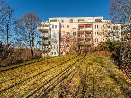 Bezugsfreie Eigentumswohnung mit herrlichem Ausblick und idealer Anbindung inkl. TG-Stellplatz