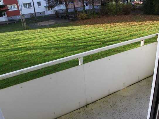 Schwerin-Lankow: Schöne 2 Zimmer-Wohnung mit Balkon zu mieten!