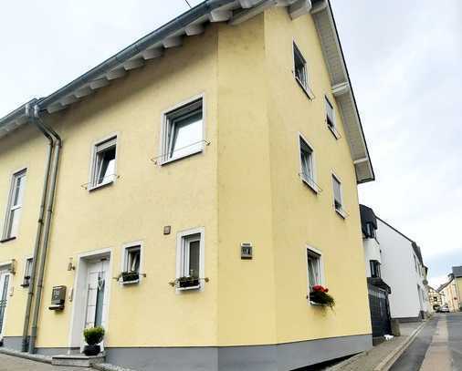 Moderne und hochwertige 5-Zimmer-Doppelhaushälfte mit 30qm Terrasse in Andernach-Miesenheim