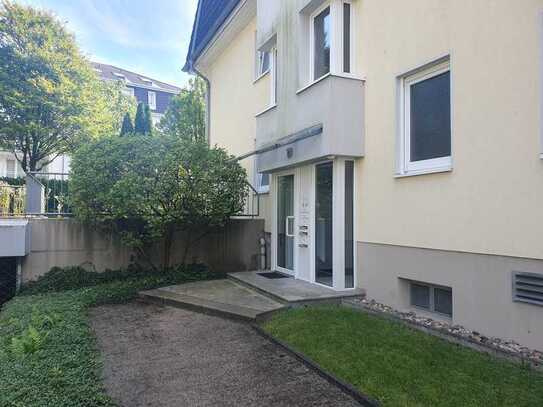 Schöne 2-Zimmer-Wohnung mit Loggia und Stellplatz in Solingen Merscheid