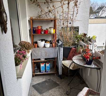 3 Zimmer Wohnung mit Balkon in Köln-Holweide; mieten, renovieren & wohlfühlen