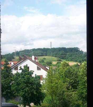 Stilvolle, helle 2,5-Zimmer-DG-Wohnung mit toller Aussicht in Top Lage von Lörrach