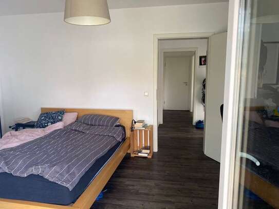 Sanierte 3,5-Zimmer-Wohnung mit Balkon und EBK in Tübingen