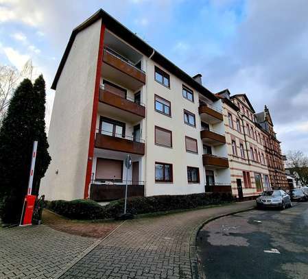 Schöne 3 Zimmer Wohnung in zentraler Lage von Hanau INKLUSIVE Stellplatz