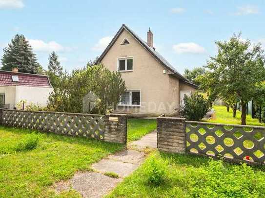 Geräumiges Haus mit 4 Zimmern, Nebengelass, Terrasse und großem Garten – Perfekt für Familien