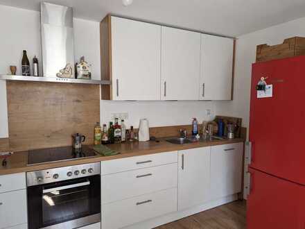 moderne 2-Zimmer-Wohnung mit EBK in Freising,