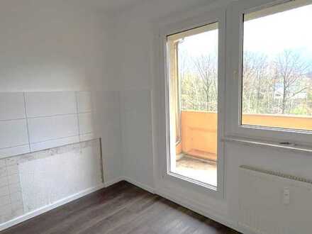 **frisch sanierte 3 - Raumwohnung in ruhiger guter Lage**