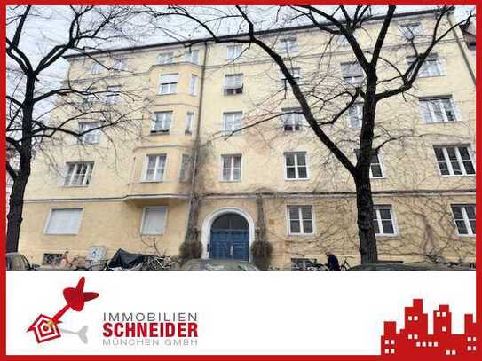 IMMOBILIEN SCHNEIDER - Schwabing West - renovierungsbedürftige Altbau-Wohnung mit viel Potential