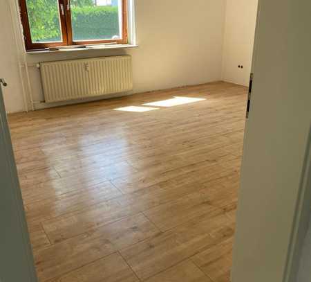 Barrierefreie, freundliche 4-Zimmer-Hochparterre-Wohnung in Schwalmstadt - Ziegenhain