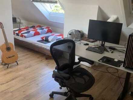 *WOHNEN GANZ OBEN* - TOP APARTMENT IN FLINGERN-NORD