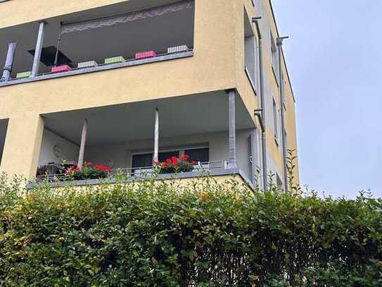 Exklusive, neuwertige 2-Zimmer-Wohnung mit gehobener Innenausstattung mit großem Balkon in Rastatt