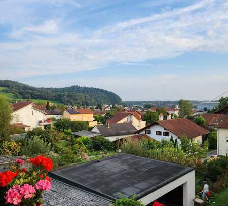 Hochschulstadt Deggendorf bietet Zweifamilienhaus für Eigennutzer oder Kapitalanleger!