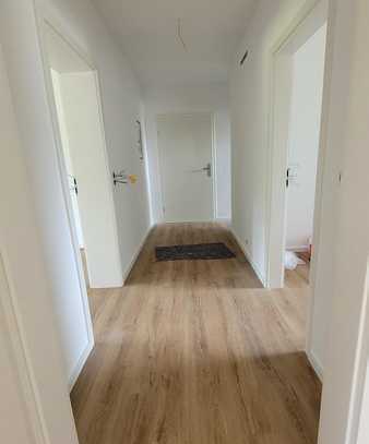 Neu Sanierte EG-Wohnung (3,5 Zimmer) in Korschenbroich