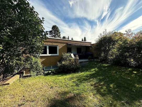 Großer Garten, Terrasse, Hobbyraum: Doppelhaushälfte in Lichtenrade