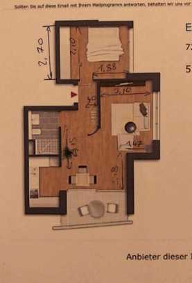 Neuwertige 1,5-Raum-Wohnung mit Balkon und Einbauküche in Tübingen