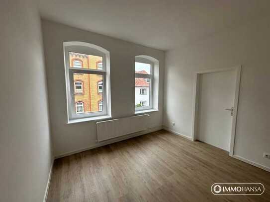 ++ Zu sofort!: Bezaubernde, renovierte 3-Zimmer Wohnung in zentraler Lage Uelzens ++