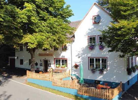 Bauernhaus mit Gaststätte in guter Lage