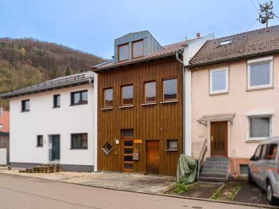 Reihenmittelhaus in zentraler Lage von Gruibingen- Sofort beziehbar-