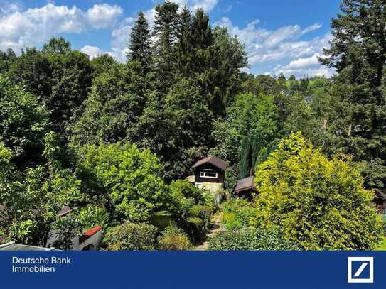 Eine Gartenoase mit einem charmanten Einfamilienhaus im Ortskern von Eitorf.
Herzlich Willkommen!