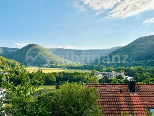 Top saniert, sofort bezugsfertig - Ihre sichere Kapitalanlage mit Panoramablick auf die Burg!