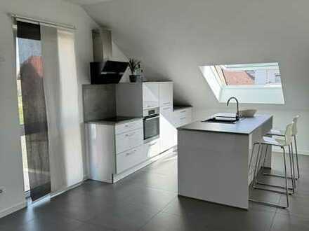 Exklusive, neuwertige 2-Raum-DG-Wohnung mit gehobener Innenausstattung in Heddesheim
