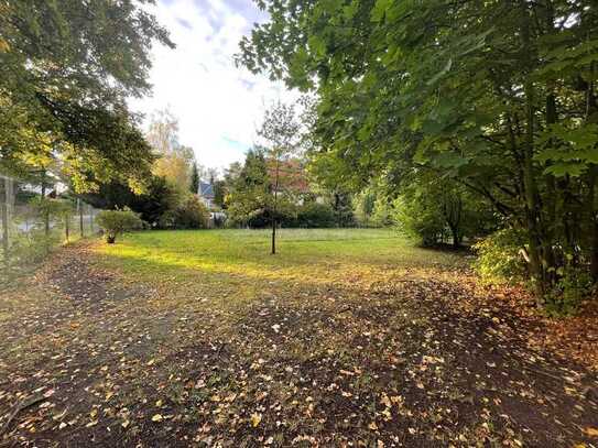 Schönes Baaugrundstück mit Bauvorbescheid für 1 ZFH in Falkensee