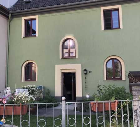 Schmucke 3-Zimmer-Wohnung mit Garten und EBK in Bonn Poppelsdorf