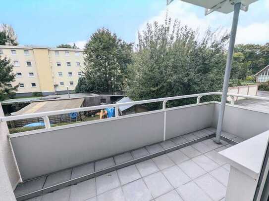 **Was will man mehr? +Balkon + neues Tageslichtbad +frisch gestrichen**